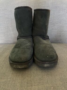 UGG Short Black Sheepskin Lined Boot